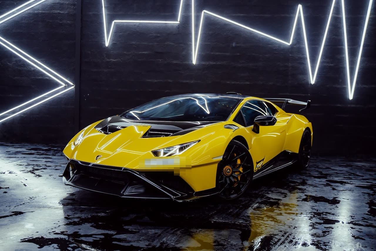 Lamborghini Huracán STO Rental Dubai (2026): Price, the Track-Bred RWD V10, and How It Differs from the EVO