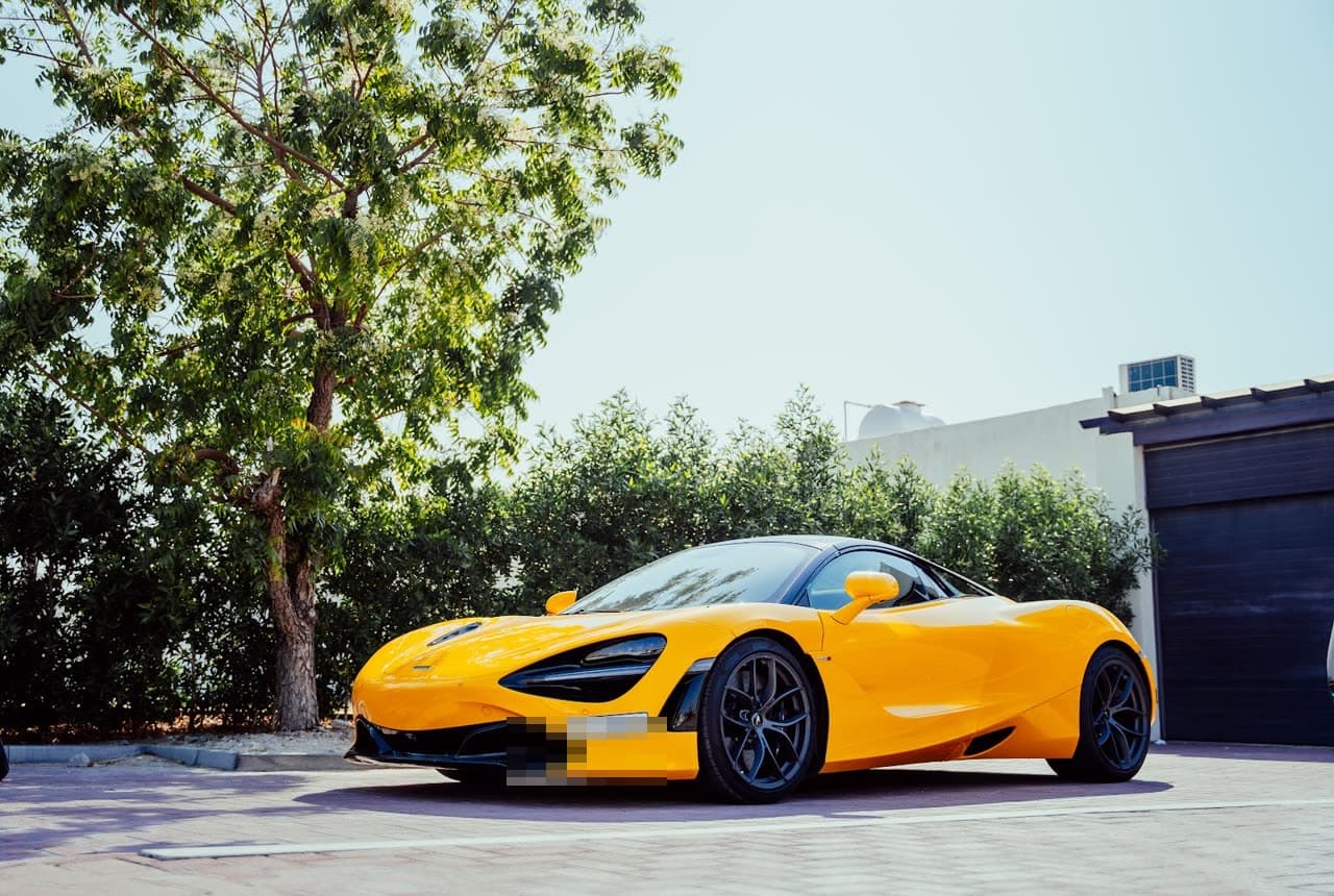 McLaren 720S vs 750S: Which to Rent in Dubai?